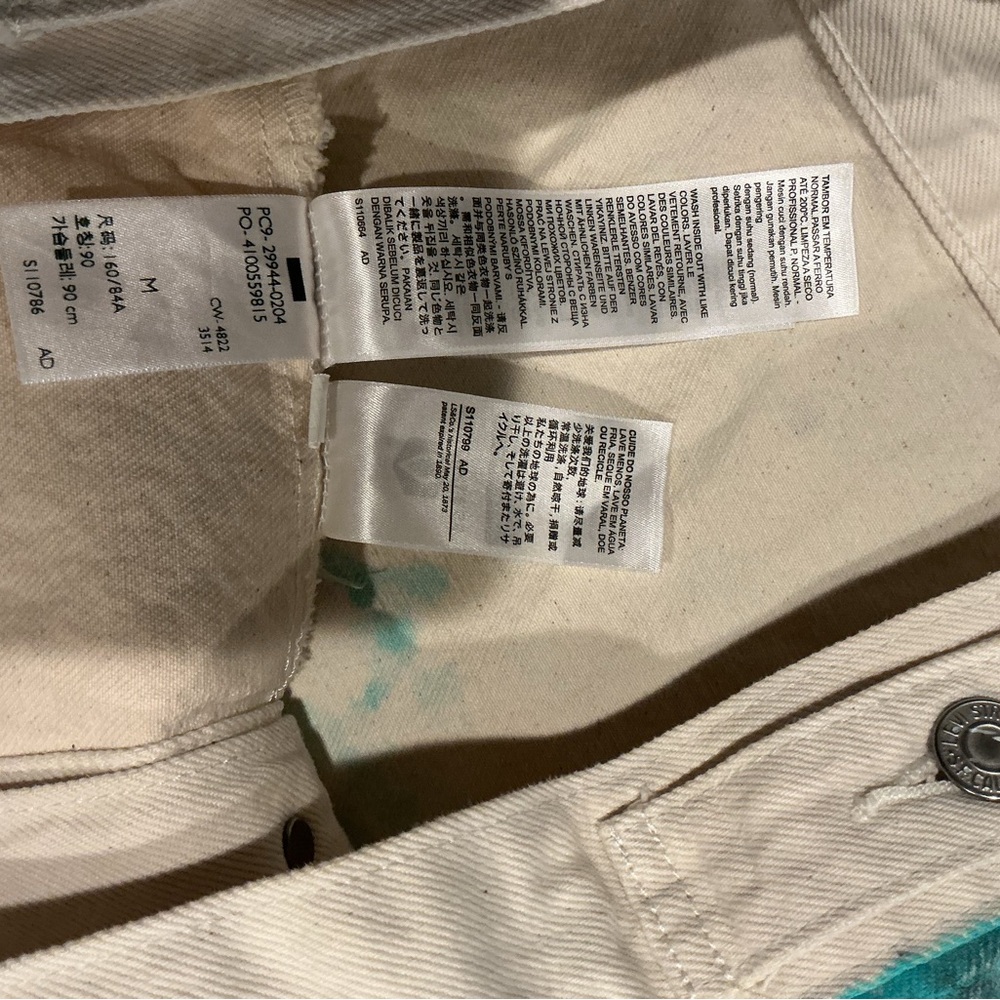 Levi’s Custom Hand Painted Denim Jacket Size S Cream Off-White One of a Kind Art - Picture 9 of 9